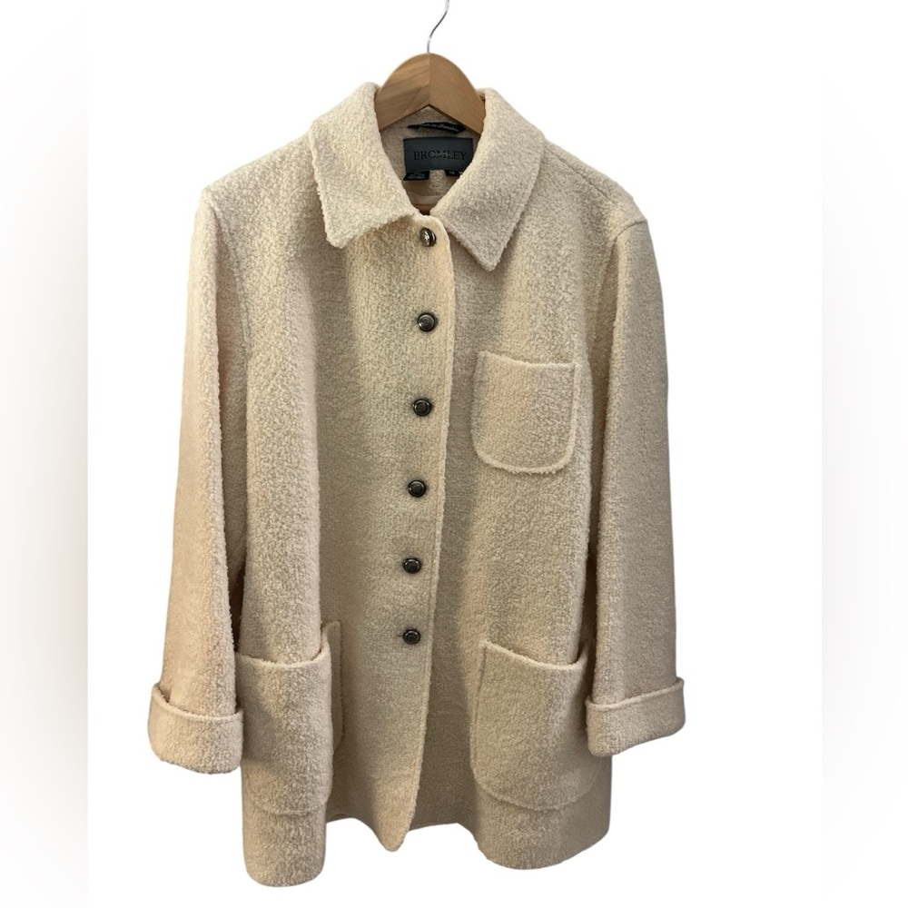 Bromley Collection Cream Wool Coat Made in Slovakia Size 12